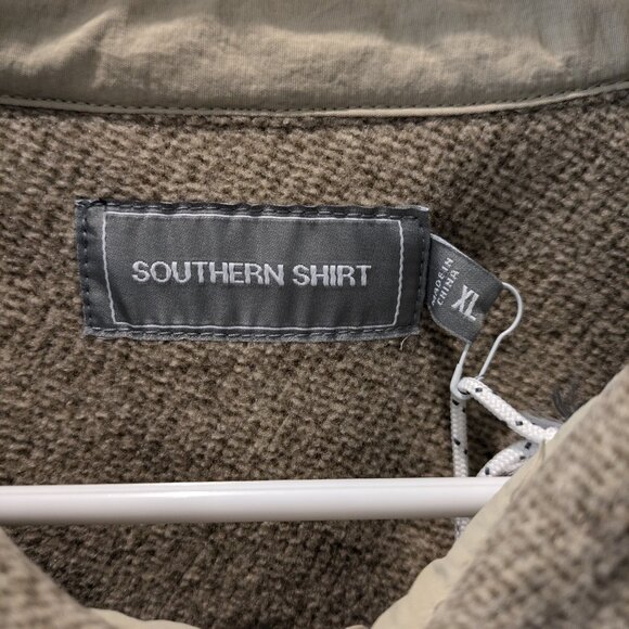 NWT - Southern Shirt Shacket - Size XL - Picture 4 of 7